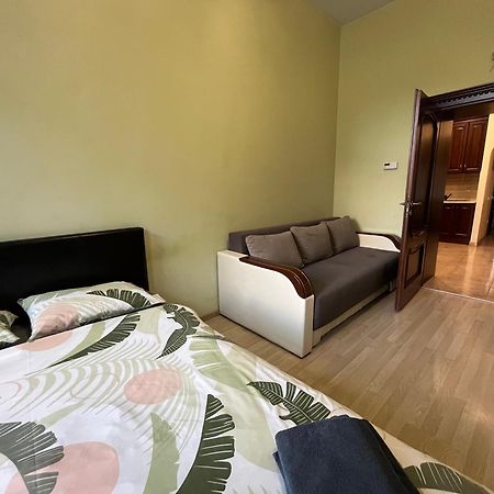 Medova Apartments 利沃夫 外观 照片