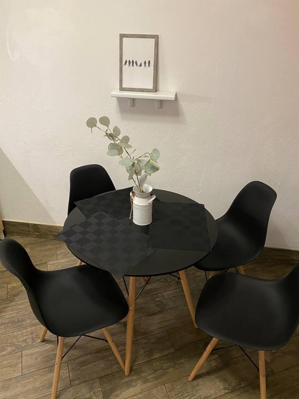 Medova Apartments 利沃夫 外观 照片