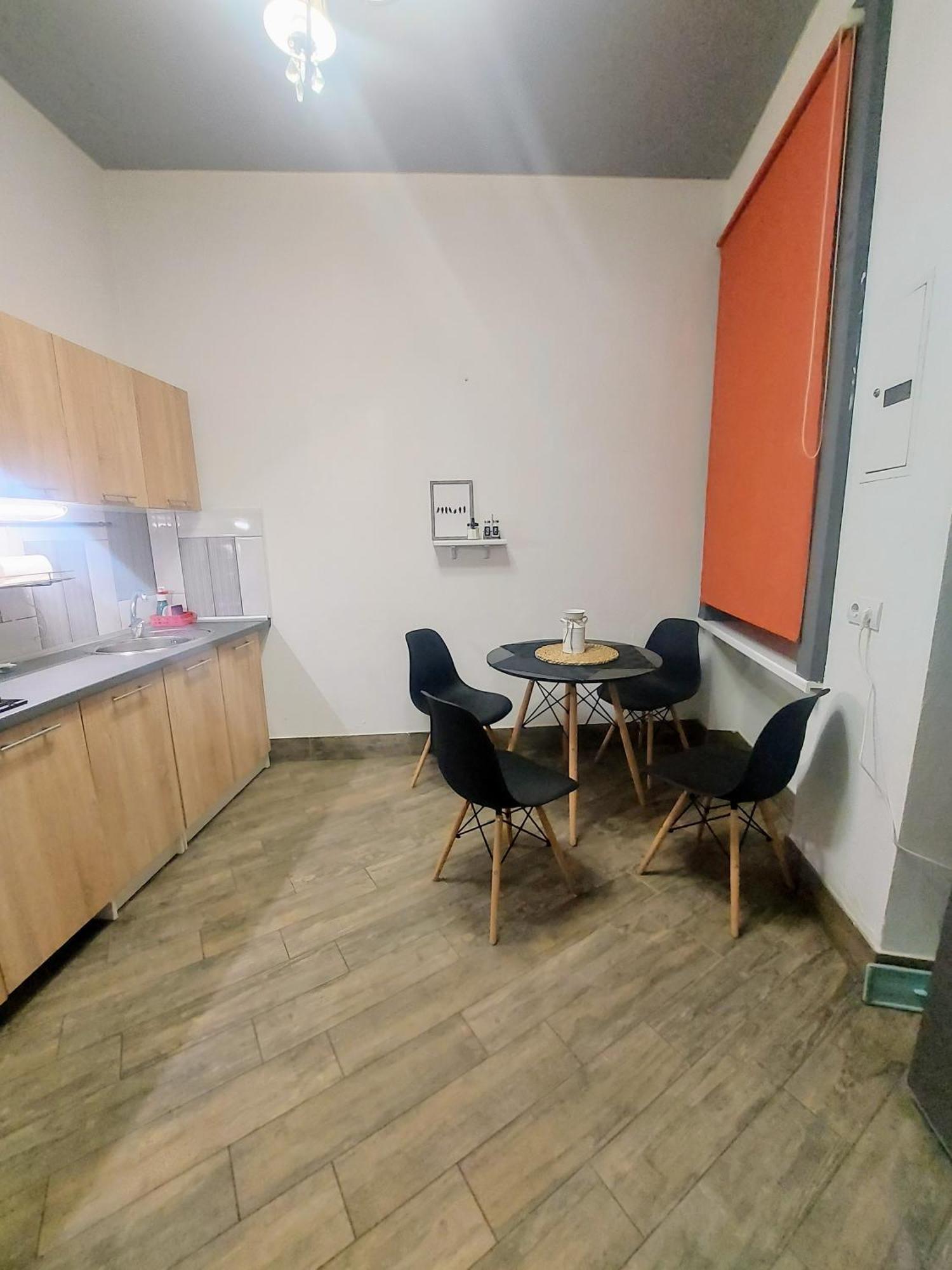 Medova Apartments 利沃夫 外观 照片