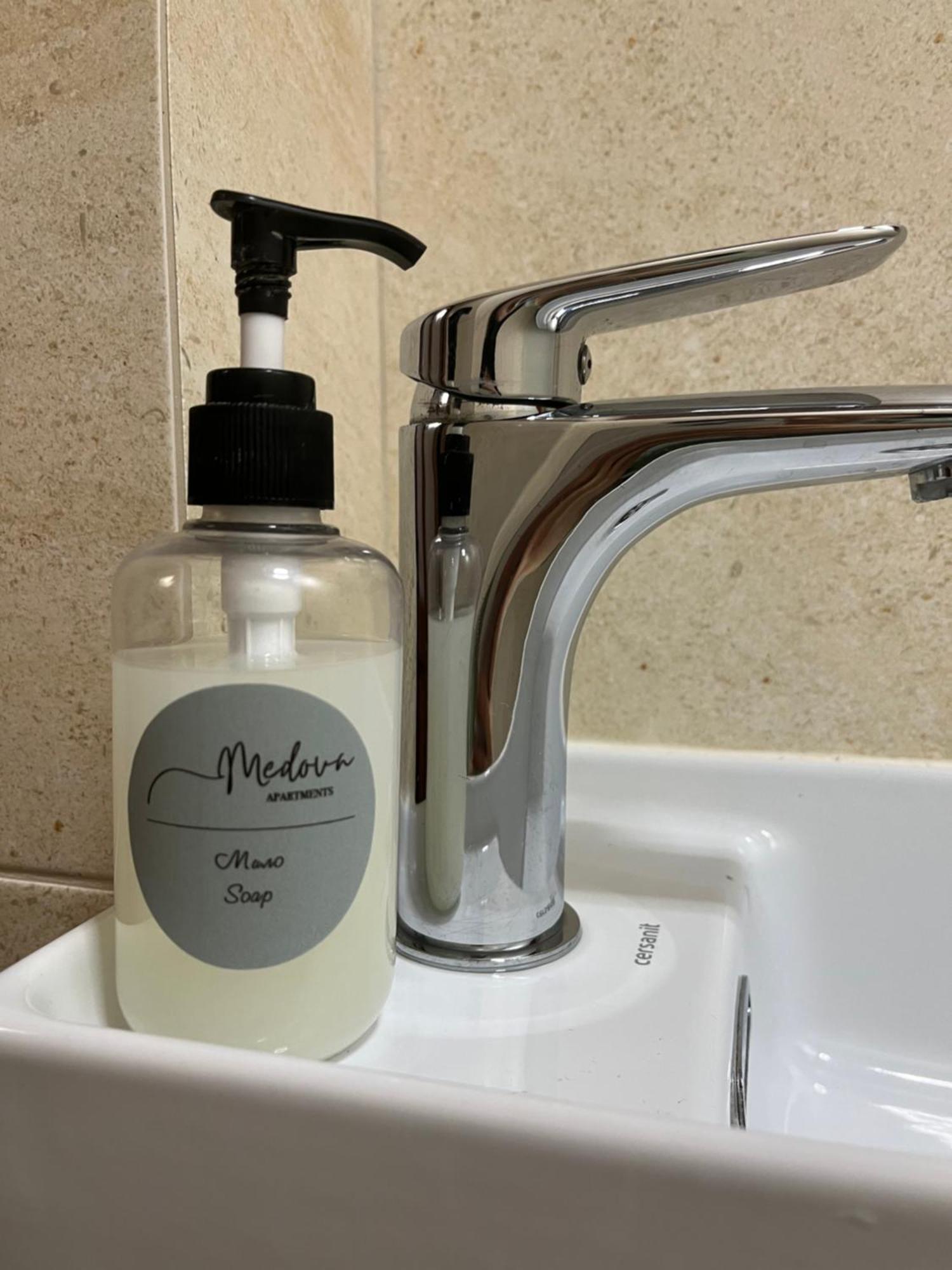 Medova Apartments 利沃夫 外观 照片